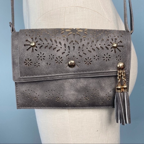 Avenue 9 Handbags - 𝅺avenue 9 Mini Laser Cut Tassel Accent Crossbody